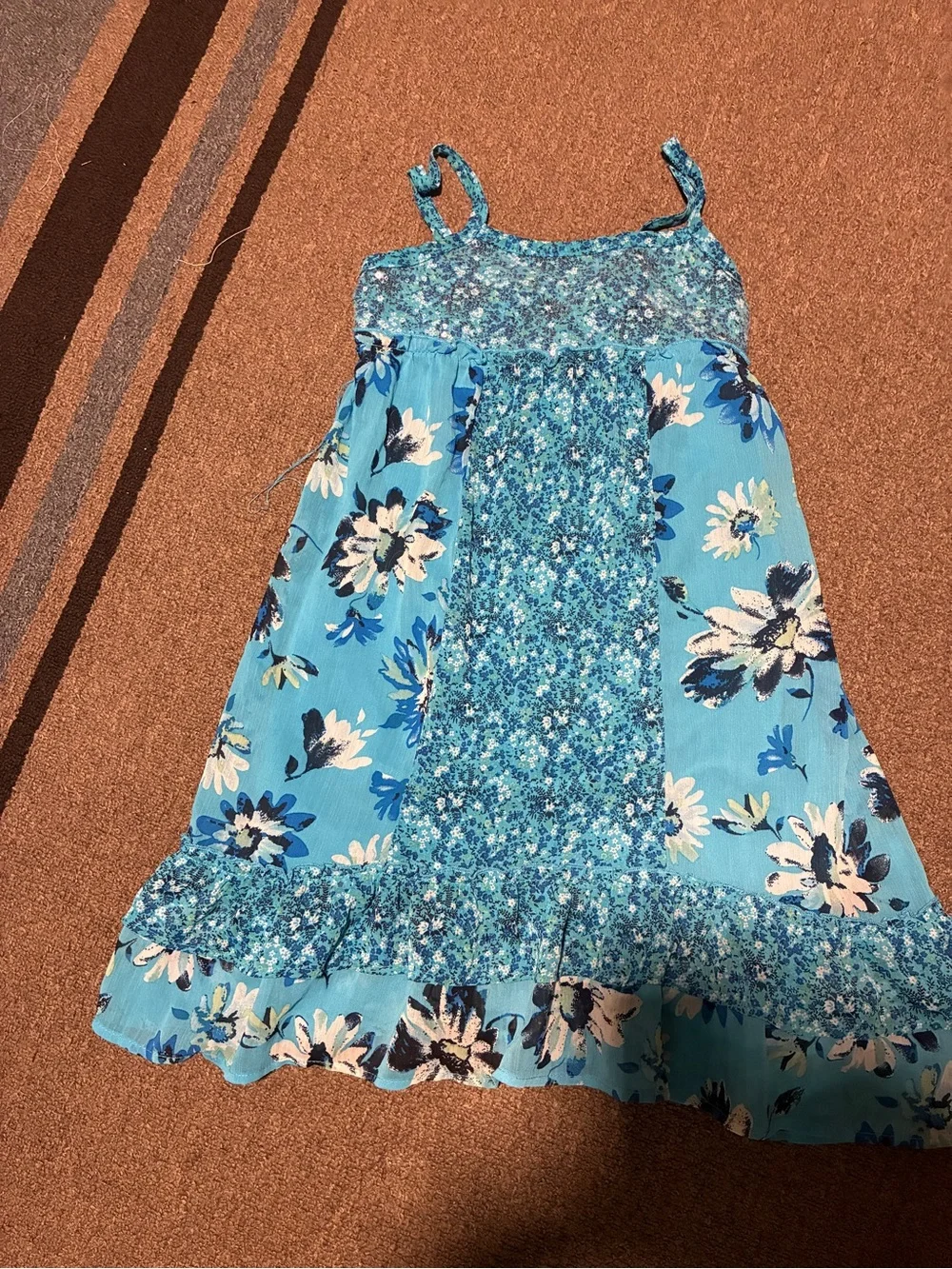 Justice brand girl's dress features a sequined bodice and a floral skirt. Size10